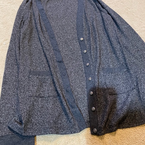 Threads for Thought Gray Cardigan - Picture 4 of 9